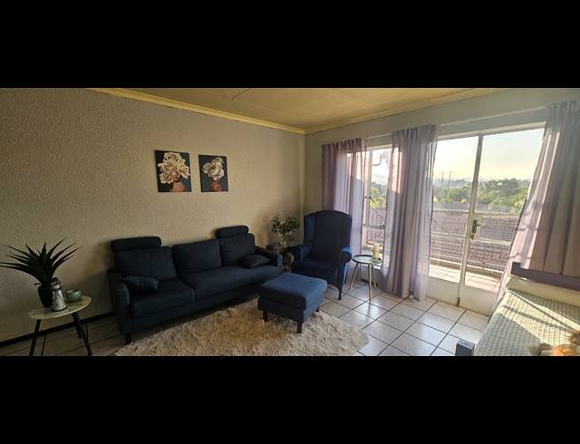 2 BEDROOM TOWNHOUSE FOR SALE IN RANDHART